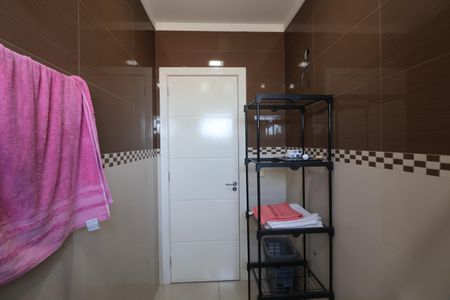 Casa à venda com 400m², 3 quartos e 2 vagasBanheiro