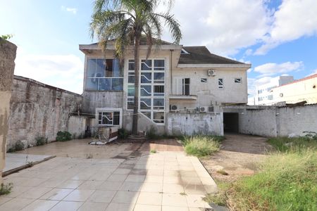Casa à venda com 400m², 3 quartos e 2 vagasÁrea externa