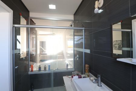 Casa à venda com 400m², 3 quartos e 2 vagasBanheiro da Suíte