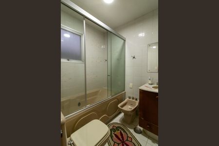 Apartamento à venda com 147m², 3 quartos e 2 vagasBanheiro da Suíte