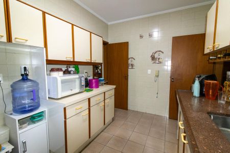 Apartamento à venda com 147m², 3 quartos e 2 vagasCozinha