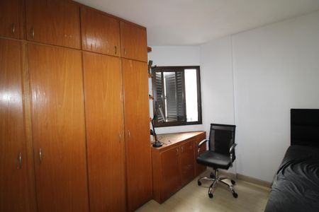 Apartamento à venda com 90m², 3 quartos e 3 vagasQuarto 3