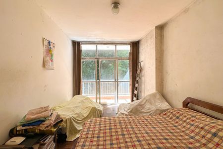 Apartamento à venda com 100m², 3 quartos e 2 vagas Apartamento à venda com 100m², 3 quartos e 2 vagasSuíte