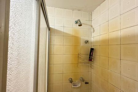Apartamento à venda com 100m², 3 quartos e 2 vagas Apartamento à venda com 100m², 3 quartos e 2 vagasSuíte