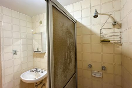 Apartamento à venda com 100m², 3 quartos e 2 vagas Apartamento à venda com 100m², 3 quartos e 2 vagasBanheiro Social