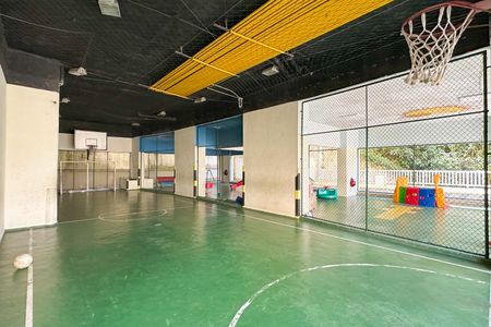 Apartamento à venda com 100m², 3 quartos e 2 vagas Apartamento à venda com 100m², 3 quartos e 2 vagasÁrea Comum - Playground