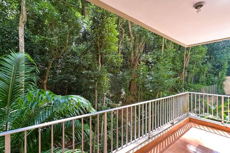 Apartamento à venda com 100m², 3 quartos e 2 vagas Apartamento à venda com 100m², 3 quartos e 2 vagasSala