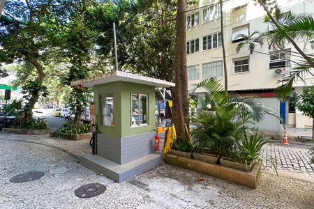 Apartamento à venda com 100m², 3 quartos e 2 vagas Apartamento à venda com 100m², 3 quartos e 2 vagasFachada