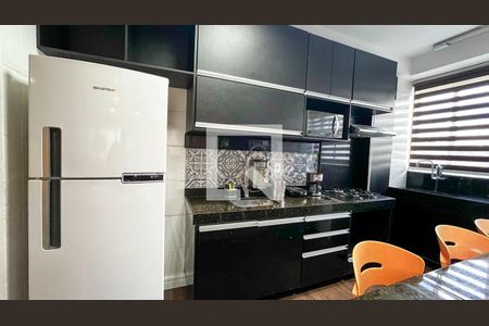 Apartamento à venda com 62m², 2 quartos e 2 vagas Apartamento à venda com 62m², 2 quartos e 2 vagasCozinha