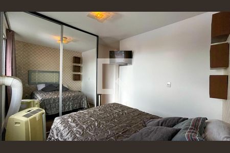 Apartamento à venda com 62m², 2 quartos e 2 vagas Apartamento à venda com 62m², 2 quartos e 2 vagasQuarto 1