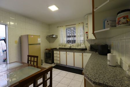 Casa à venda com 116m², 2 quartos e 2 vagasCozinha