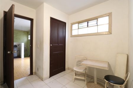 Casa para alugar com 352m², 4 quartos e 8 vagasQuarto de Serviço