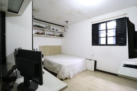 Casa para alugar com 352m², 4 quartos e 8 vagasQuarto 1