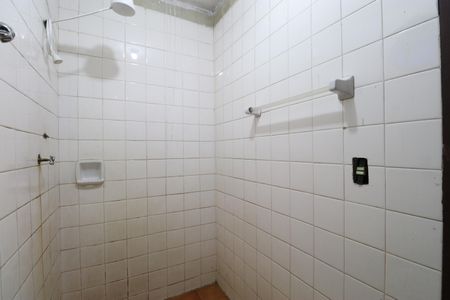 Casa para alugar com 352m², 4 quartos e 8 vagasBanheiro de serviço