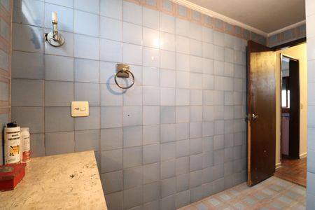 Casa para alugar com 352m², 4 quartos e 8 vagasBanheiro da Suíte