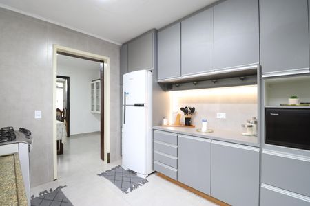 Casa para alugar com 352m², 4 quartos e 8 vagasCozinha