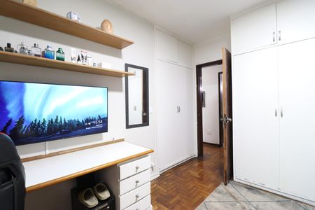 Casa para alugar com 352m², 4 quartos e 8 vagasQuarto 2