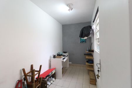 Casa à venda com 120m², 2 quartos e 2 vagas Casa à venda com 120m², 2 quartos e 2 vagasQuarto de serviço