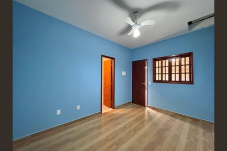 Casa de condomínio à venda com 250m², 4 quartos e 1 vaga Casa de condomínio à venda com 250m², 4 quartos e 1 vagaSuíte 2