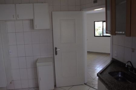 Apartamento para alugar com 115m², 3 quartos e 2 vagas Apartamento para alugar com 115m², 3 quartos e 2 vagasCozinha