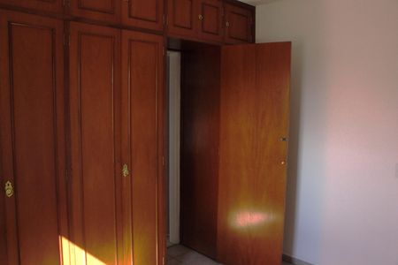 Apartamento para alugar com 115m², 3 quartos e 2 vagas Apartamento para alugar com 115m², 3 quartos e 2 vagasQuarto