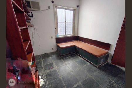 Casa à venda com 300m², 7 quartos e sem vaga
