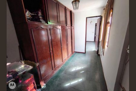 Casa à venda com 300m², 7 quartos e sem vaga