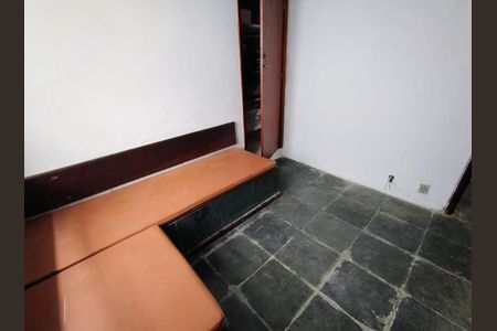 Casa à venda com 300m², 7 quartos e sem vaga