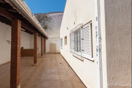 Casa à venda com 240m², 3 quartos e 2 vagasChurrasqueira