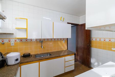 Apartamento para alugar com 149m², 4 quartos e 2 vagas Apartamento para alugar com 149m², 4 quartos e 2 vagasCozinha