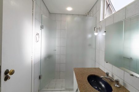 Apartamento para alugar com 149m², 4 quartos e 2 vagas Apartamento para alugar com 149m², 4 quartos e 2 vagasBanheiro da suíte