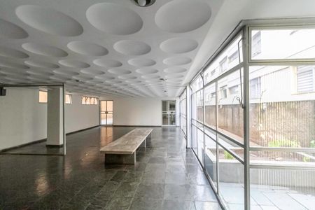 Apartamento para alugar com 149m², 4 quartos e 2 vagas Apartamento para alugar com 149m², 4 quartos e 2 vagasHall social