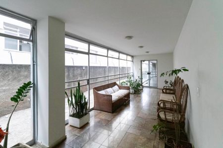 Apartamento para alugar com 149m², 4 quartos e 2 vagas Apartamento para alugar com 149m², 4 quartos e 2 vagasHall de entrada