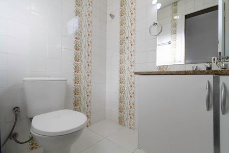 Apartamento para alugar com 149m², 4 quartos e 2 vagas Apartamento para alugar com 149m², 4 quartos e 2 vagasBanheiro social