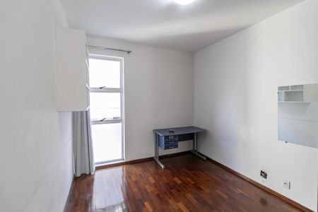 Apartamento para alugar com 149m², 4 quartos e 2 vagas Apartamento para alugar com 149m², 4 quartos e 2 vagasQuarto 2