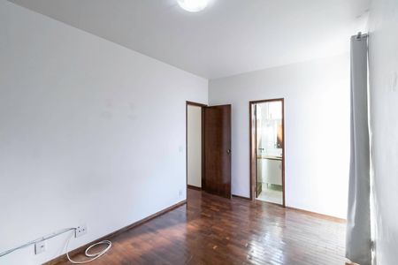 Apartamento para alugar com 149m², 4 quartos e 2 vagas Apartamento para alugar com 149m², 4 quartos e 2 vagasSuíte