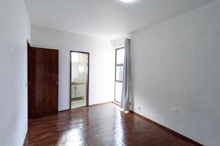 Apartamento para alugar com 149m², 4 quartos e 2 vagas Apartamento para alugar com 149m², 4 quartos e 2 vagasSuíte