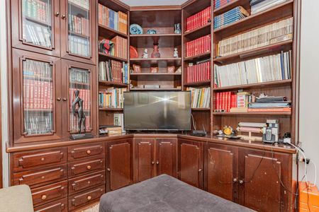 Apartamento à venda com 240m², 3 quartos e 3 vagasSala de TV