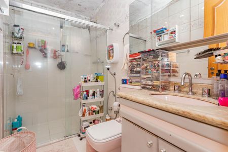 Apartamento à venda com 240m², 3 quartos e 3 vagasBanheiro da Suíte 3