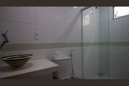Casa à venda com 400m², 4 quartos e 2 vagas Casa à venda com 400m², 4 quartos e 2 vagasBanheiro da Suíte 1