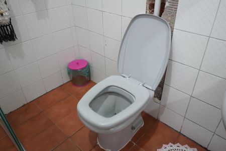 Casa à venda com 250m², 2 quartos e 4 vagasBanheiro Social