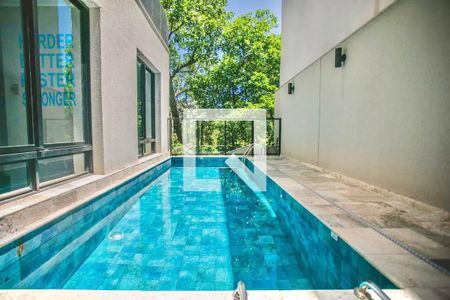 Apartamento à venda com 43m², 1 quarto e sem vaga Apartamento à venda com 43m², 1 quarto e sem vagaÁrea comum - Piscina