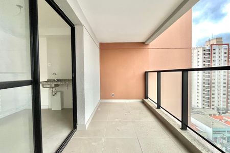 Apartamento à venda com 43m², 1 quarto e sem vaga Apartamento à venda com 43m², 1 quarto e sem vagaVaranda