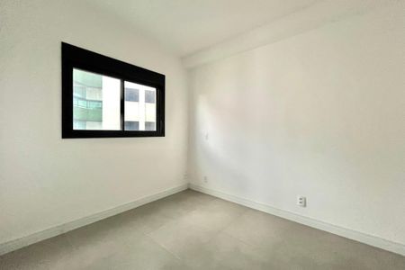 Apartamento à venda com 43m², 1 quarto e sem vaga Apartamento à venda com 43m², 1 quarto e sem vagaSuite