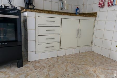 Apartamento à venda com 57m², 2 quartos e 1 vaga Apartamento à venda com 57m², 2 quartos e 1 vagaCozinha
