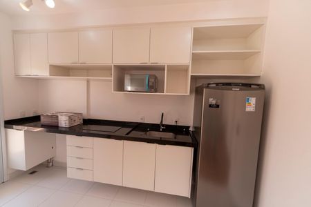 Studio para alugar com 45m², 1 quarto e 1 vaga Studio para alugar com 45m², 1 quarto e 1 vagaCozinha - Armários
