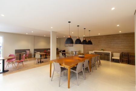 Apartamento à venda com 34m², 2 quartos e sem vaga Apartamento à venda com 34m², 2 quartos e sem vagaÁrea comum - Salão de festas