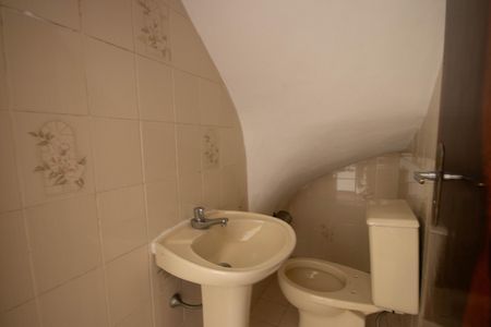 Casa à venda com 140m², 3 quartos e 3 vagas Casa à venda com 140m², 3 quartos e 3 vagasLavabo 1