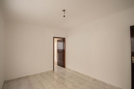 Casa à venda com 140m², 3 quartos e 3 vagas Casa à venda com 140m², 3 quartos e 3 vagasCopa