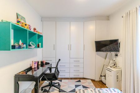 Apartamento à venda com 142m², 3 quartos e 2 vagas Apartamento à venda com 142m², 3 quartos e 2 vagasQuarto 1